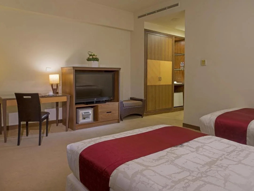 Le Beau Max Resort