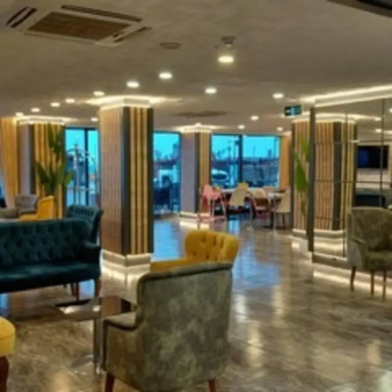 QUEEN PALACE HOTEL TRABZON