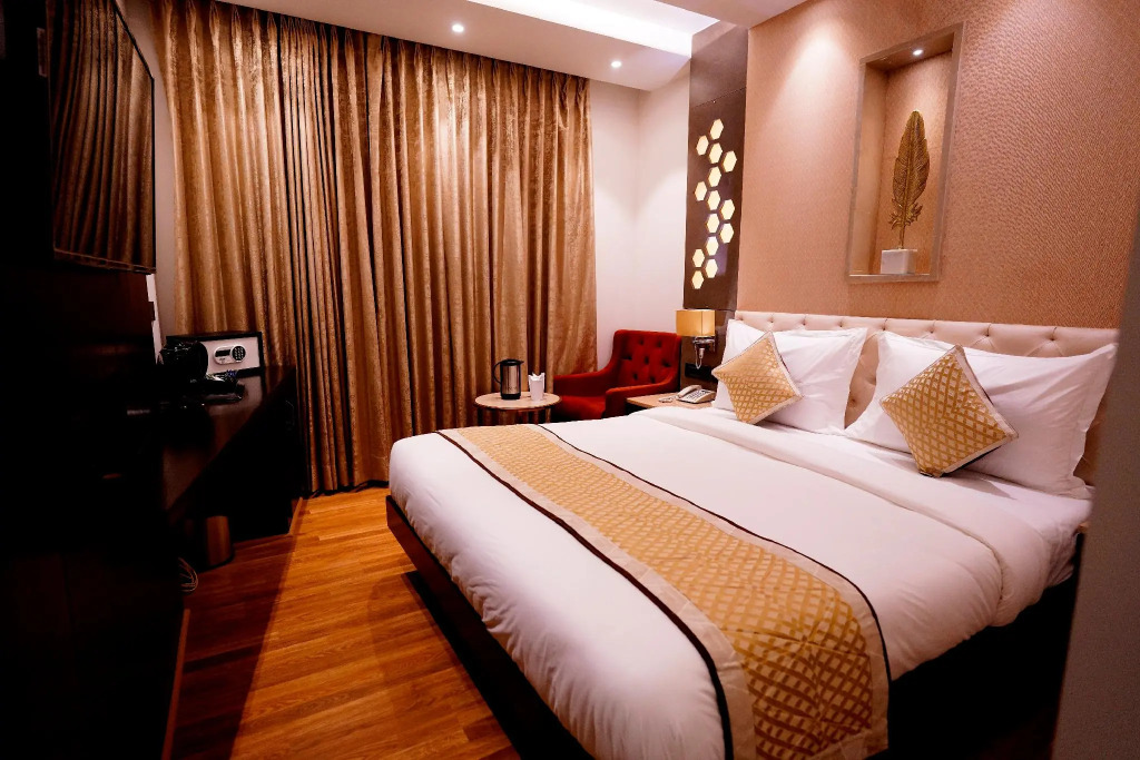 Hotel City Pride