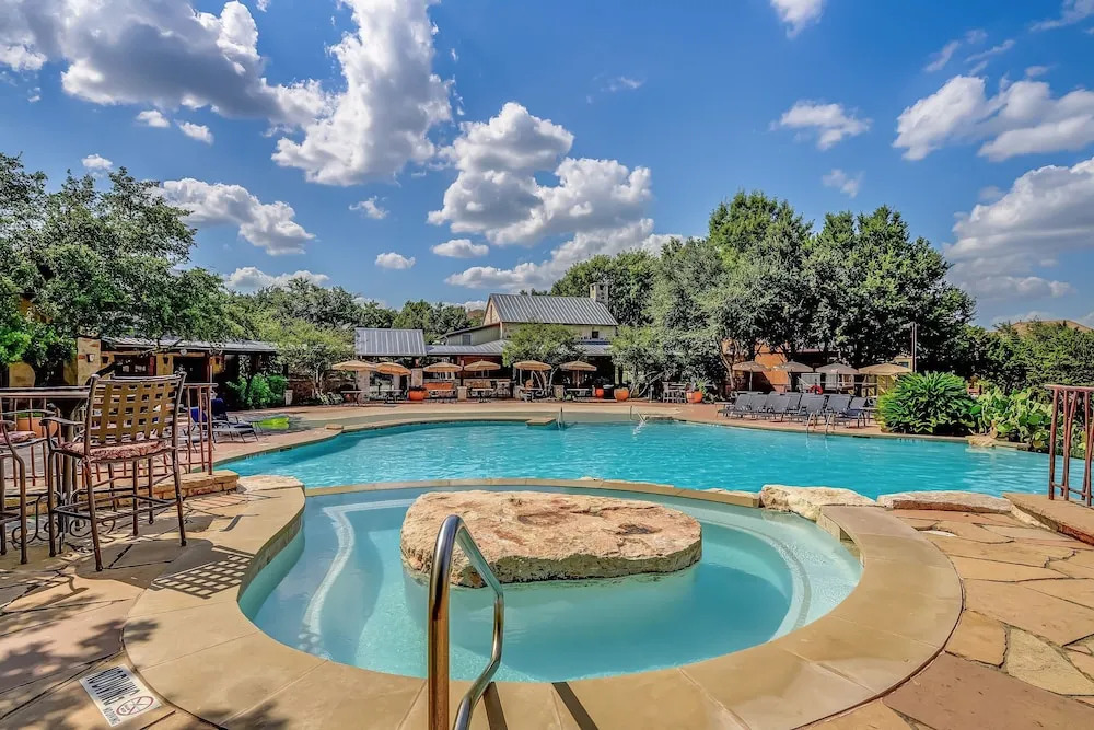 18616 Leander - 4 Br Home