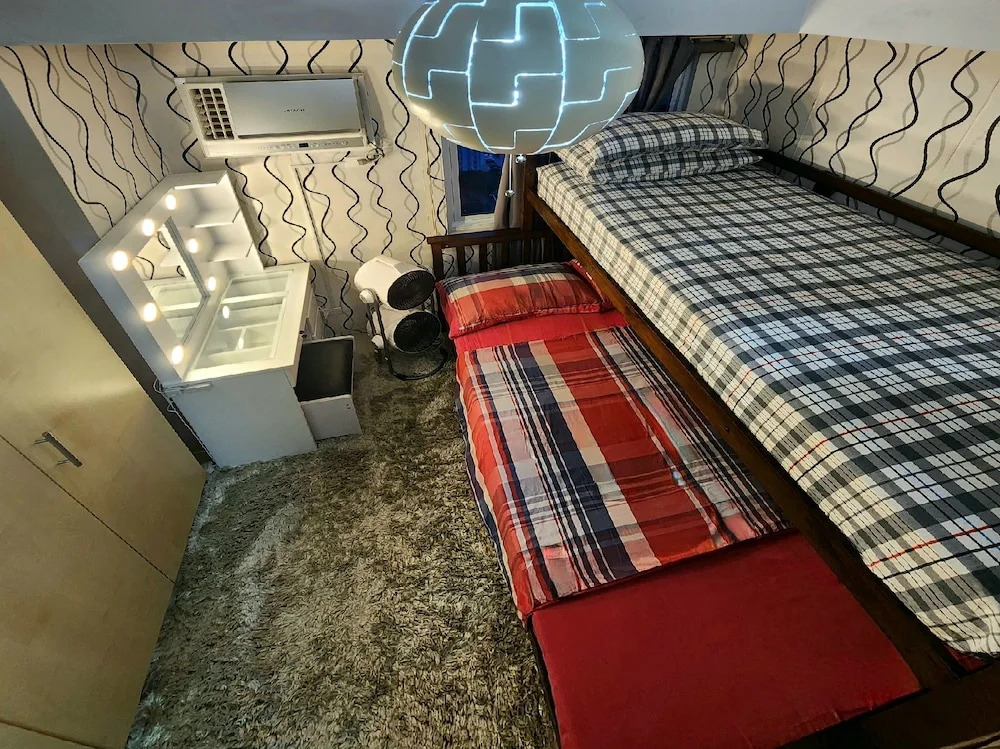 Elegant Studio @ Grass Residences 1-5 persons only, Quezon City