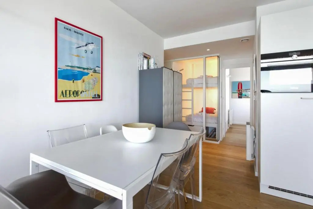 Bright T2 with balcony and sea view in Biarritz