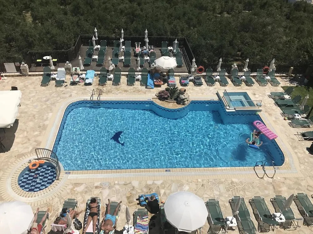 Ariadne Apartments