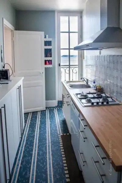 Bel Appartement 115m2 vue mer les pieds dans l'eau