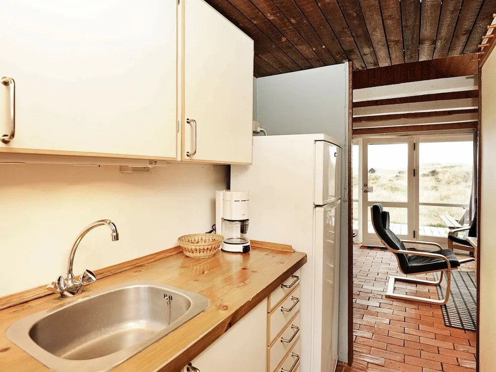 Serene Holiday Home in Ringkøbing Near the Sea