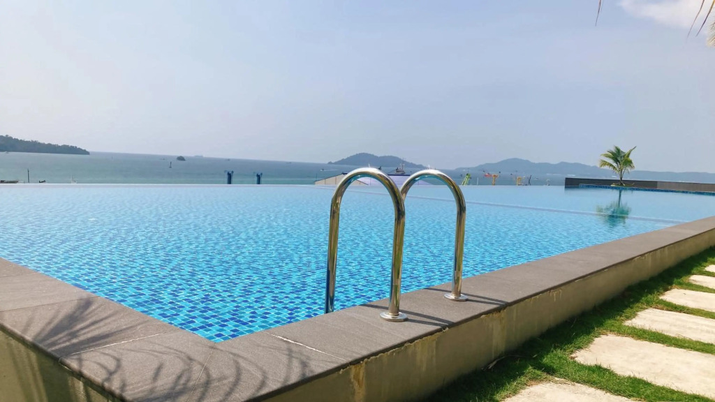 #1 Private Corner Stay! Ocean-View, Walk to Jetty & Food Spots-Mango House1