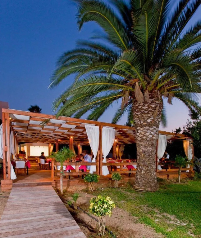 Sun Palace Hotel Resort & Spa