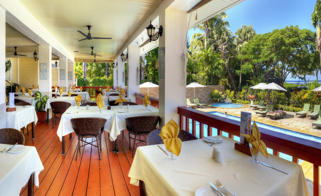 Bedarra Beach Inn