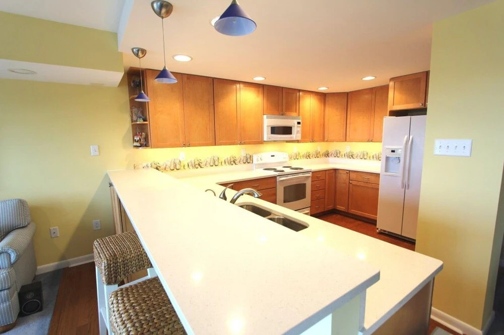 Henlopen Unit 608 by Long & Foster