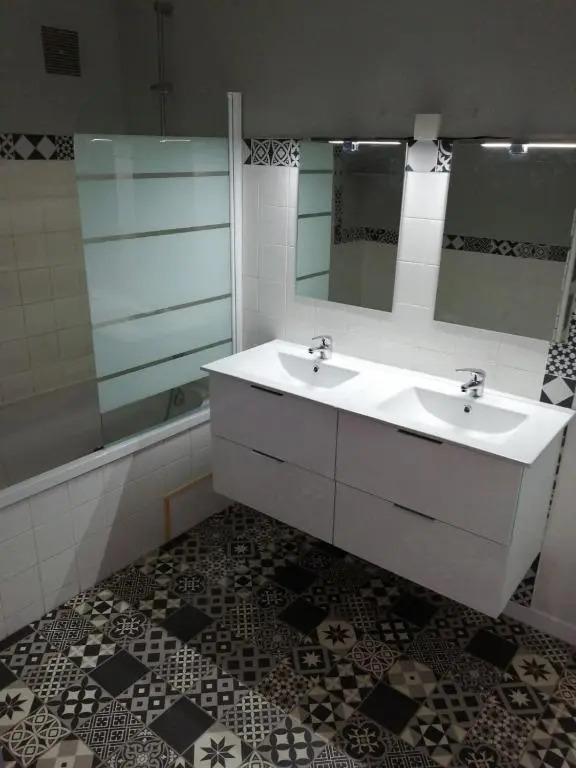 Appatement T3 meublé à neuf