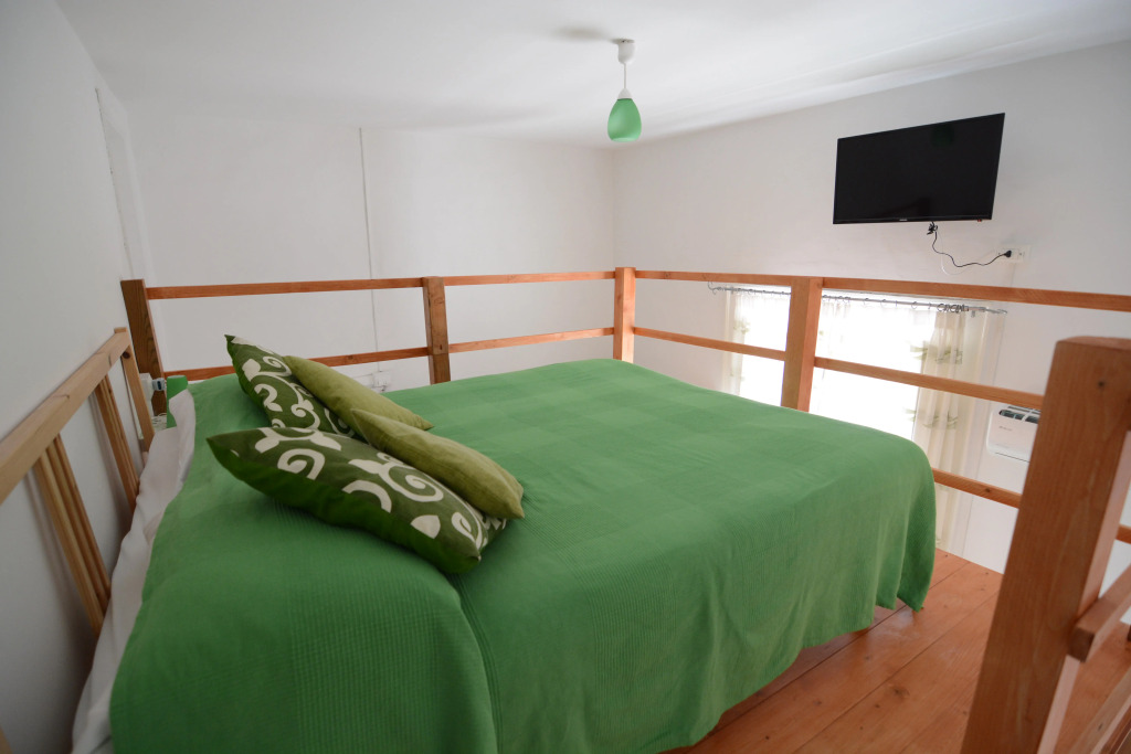 B&B Tecla