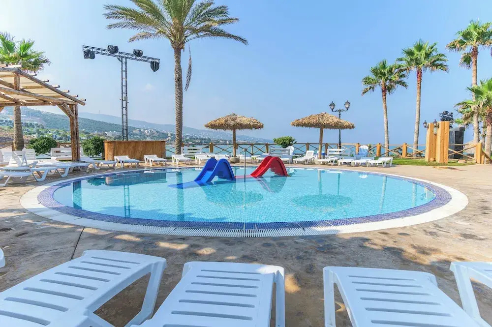 Wave 515 - Getaway Chalet at Sawary Resort Batroun