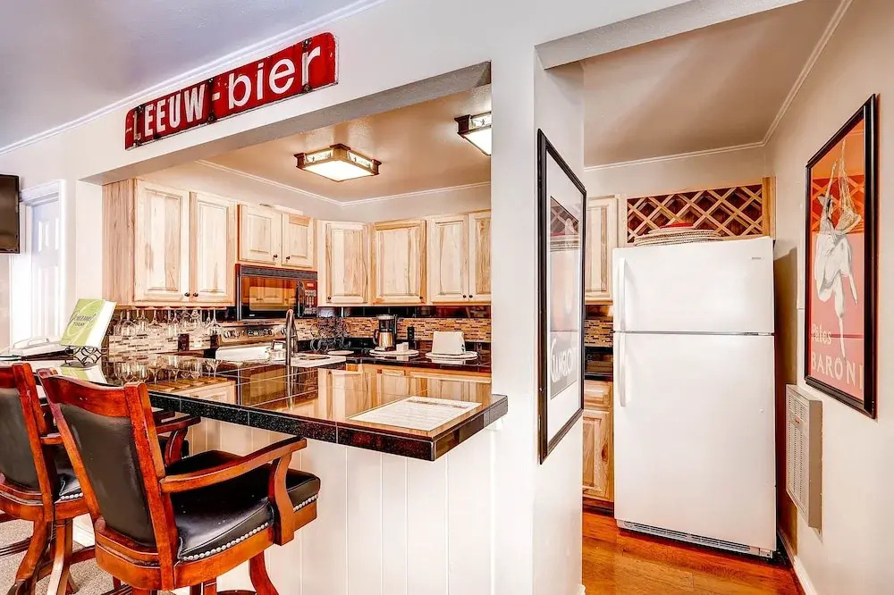 Spacious, Upgraded 2 Bdr W/ Fireplace & Hot Tub Access 2 Bedroom Condo by RedAwning