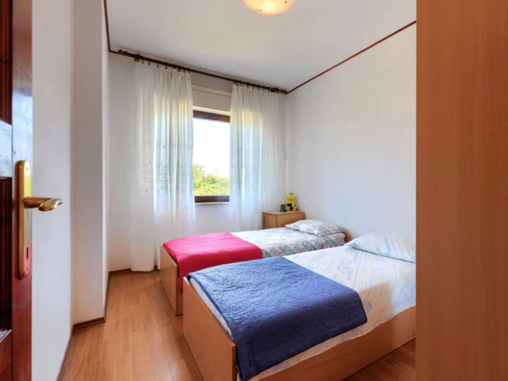 Apartment  Ana Vercana 16186