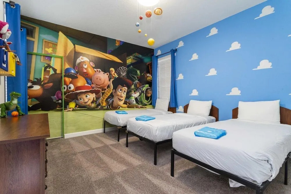 Spacious home near Disney Parks