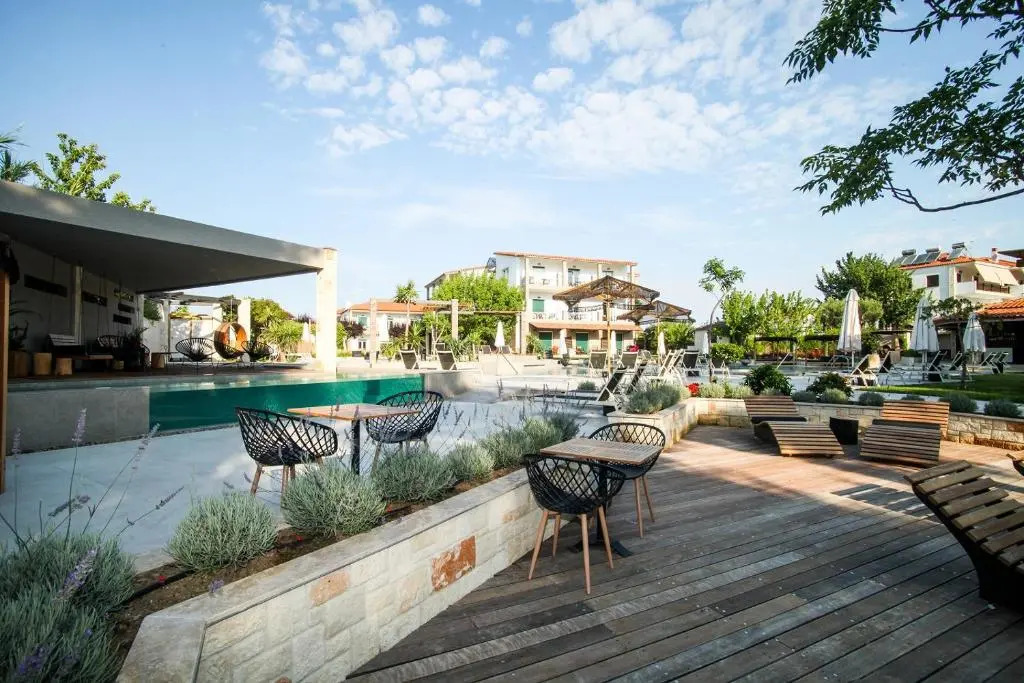 Nostos Hotel