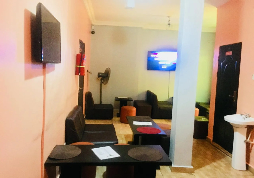 Esporta Suites Yaba
