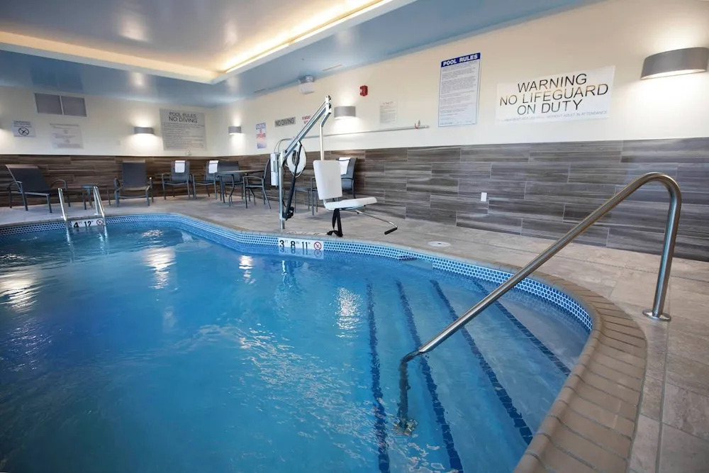 Fairfield Inn & Suites by Marriott Detroit Lakes