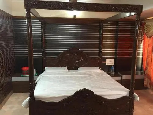 1 BR Guest house in Jammu Tawi (4855), by GuestHouser