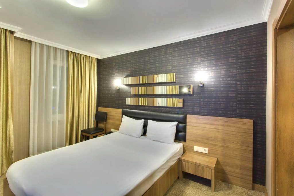 Antroyal Hotel
