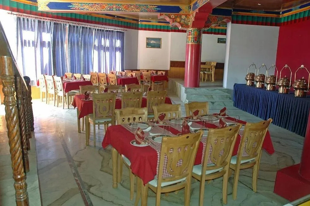 Cho Palace