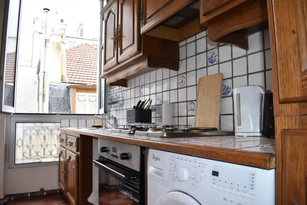 Parisian Apartment In Prime Location