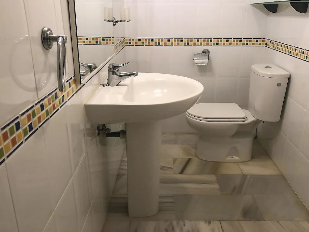 Rincon del Mar 3 Bedroom Apartment near Beach of Calahonda