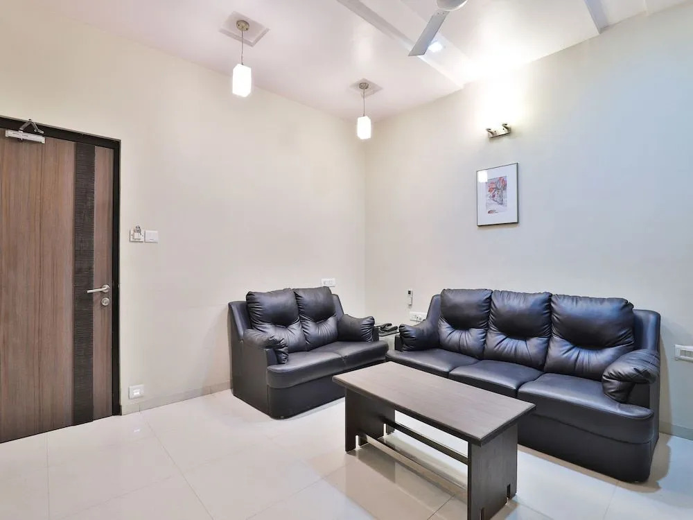 Raajpath Hotel Vadodara