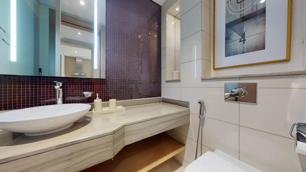 Business Bay - Damac Towers Paramount B - 4206