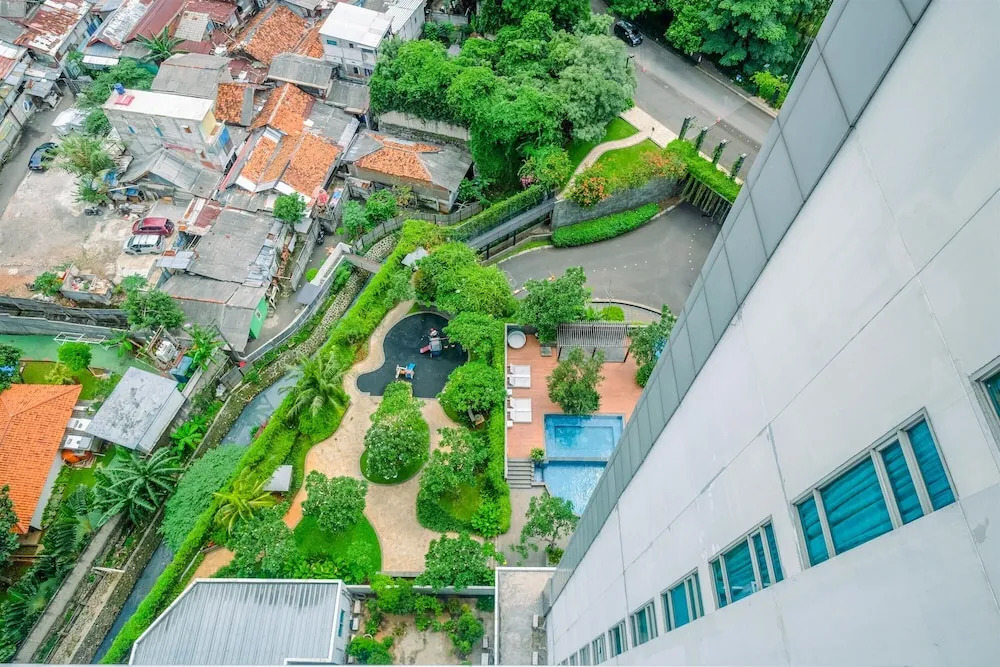 Spacious and Cozy 2BR Apartment Essence Dharmawangsa