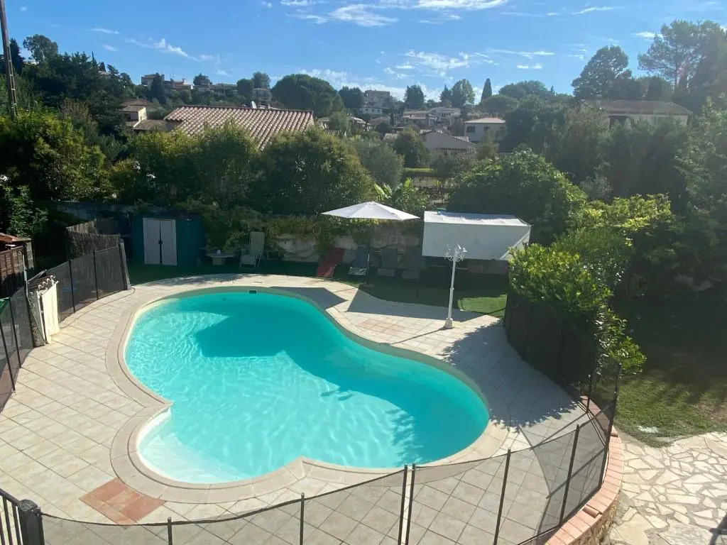 Studio Climatise Avec Piscine Et Jardin