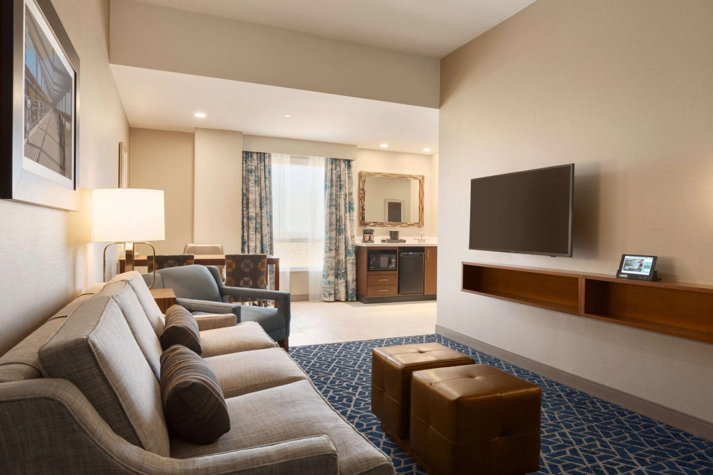 Embassy Suites by Hilton Denton Convention Center