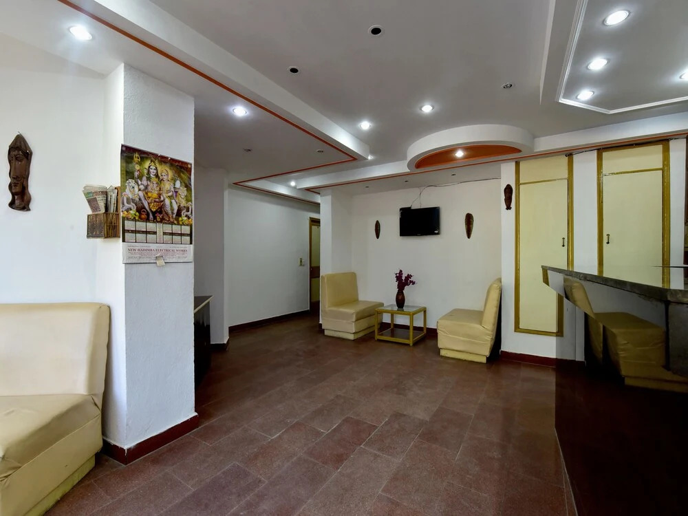 OYO 19766 Hotel Manali Palace