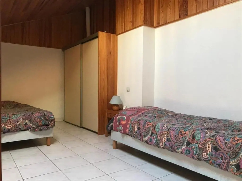 Pavillon T2 Mezzanine, 6 couchages, proche plage, terrasse, parking privé, TV, lave-linge - FR-1-81-92