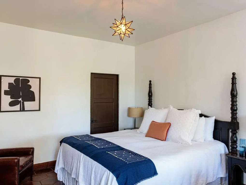 Ingleside Estate Hotel & Bungalows- Adults Only