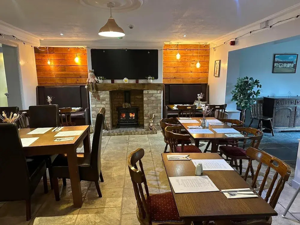 Courtyard Rooms - Studio - Double Bed - Wifi