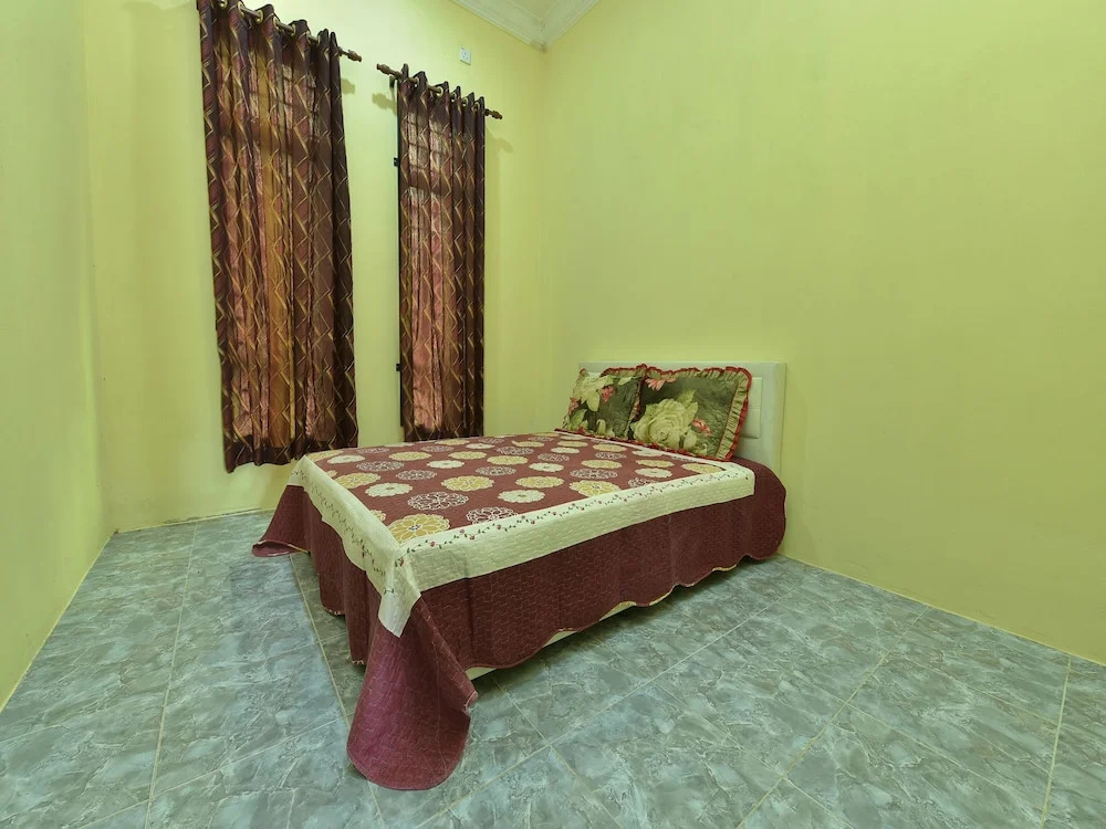 OYO Home 90607 Casaria Besut