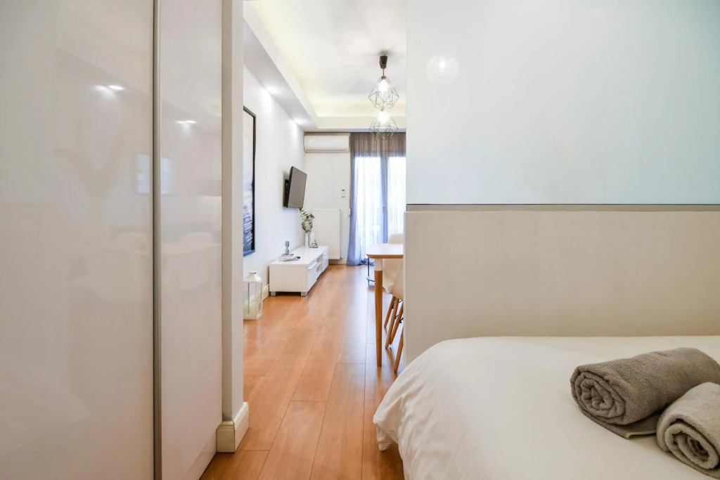 #SKGH Avra luxury suite -WhiteTower