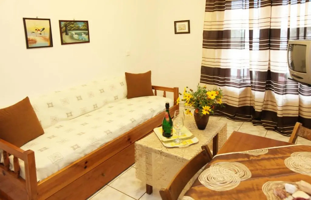 Ostria Hotel