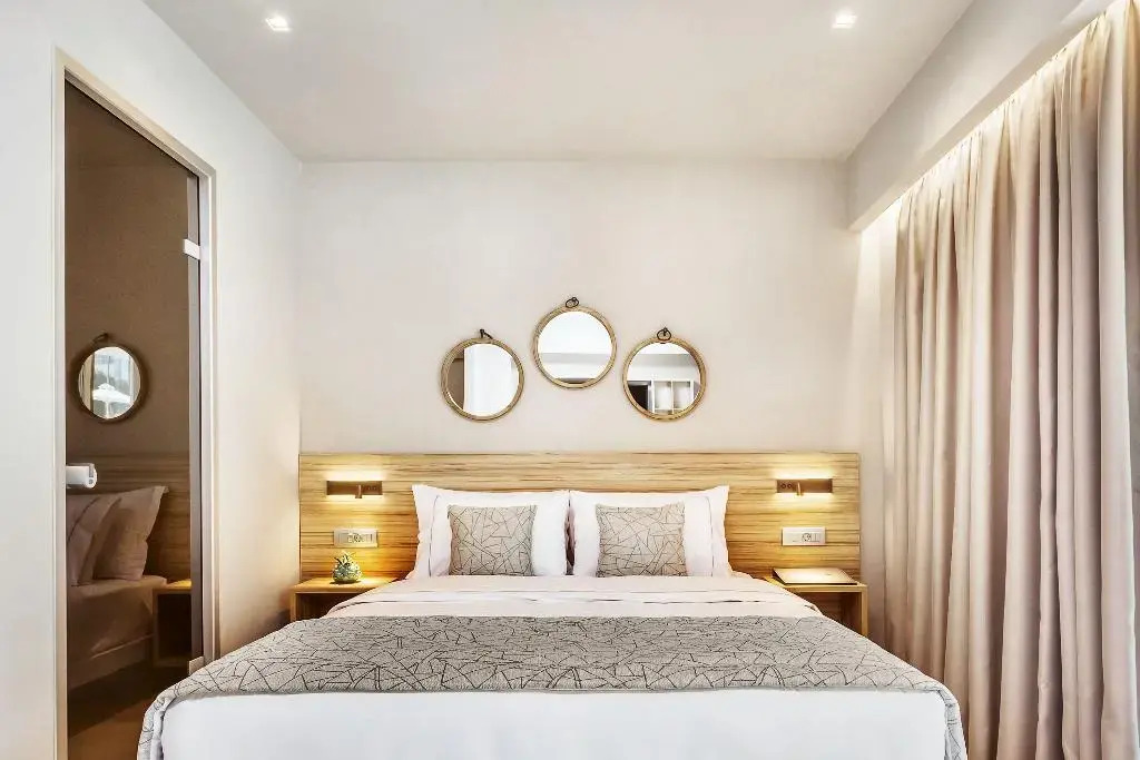 Pefki Deluxe Residences