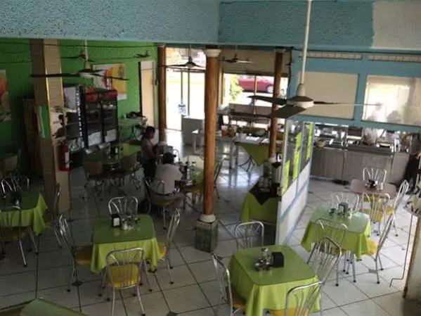 Hotel Gomez