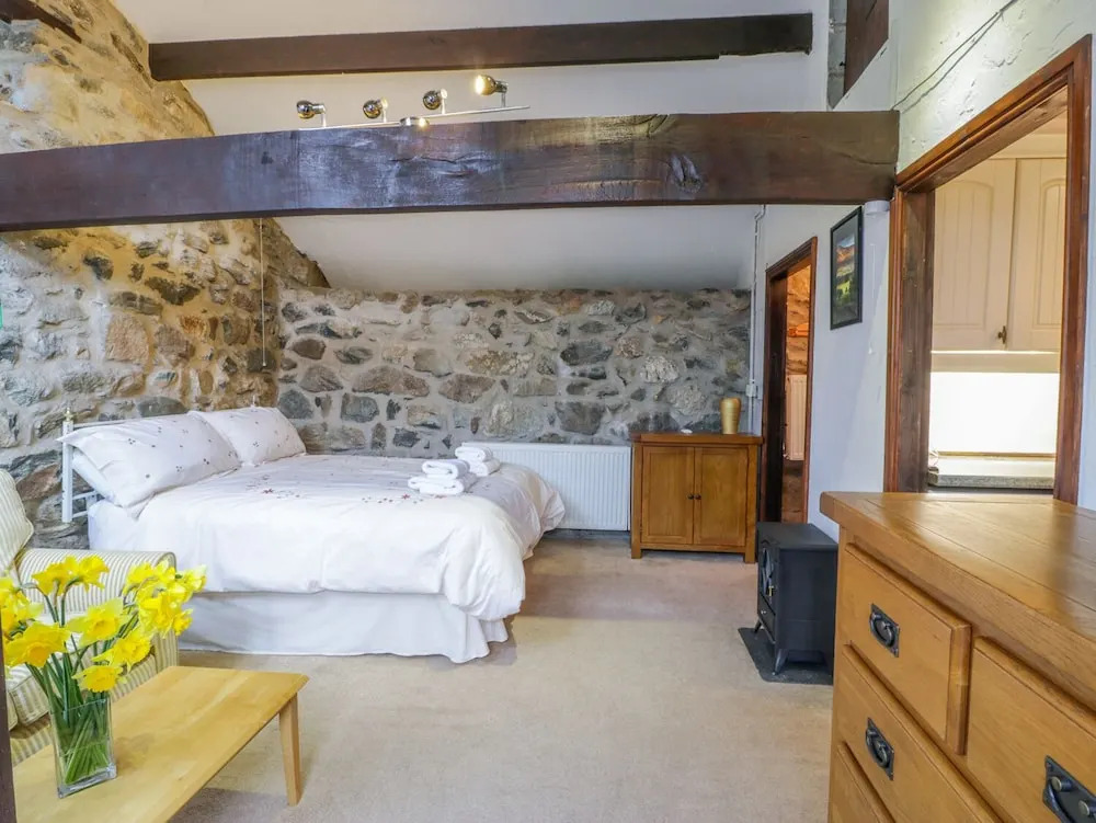 Waterfall Cottage