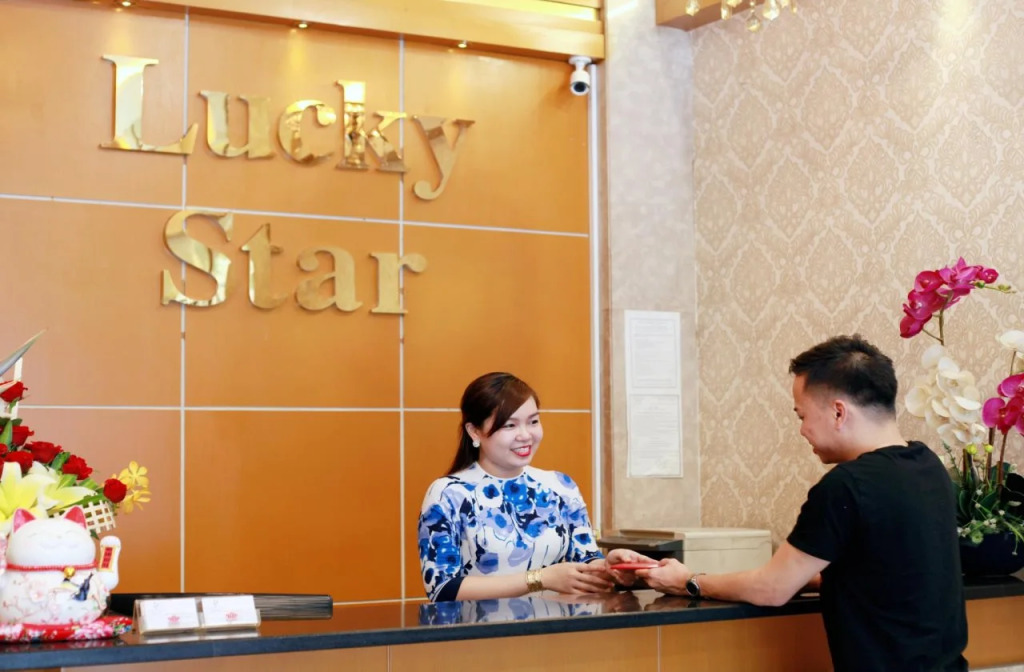 Lucky Star Hotel 146 Nguyen Trai