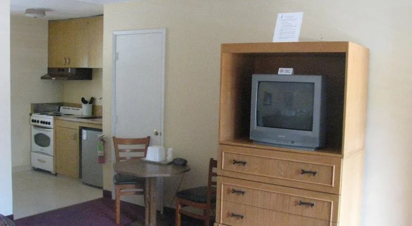 Americas Best Value Inn Clinton
