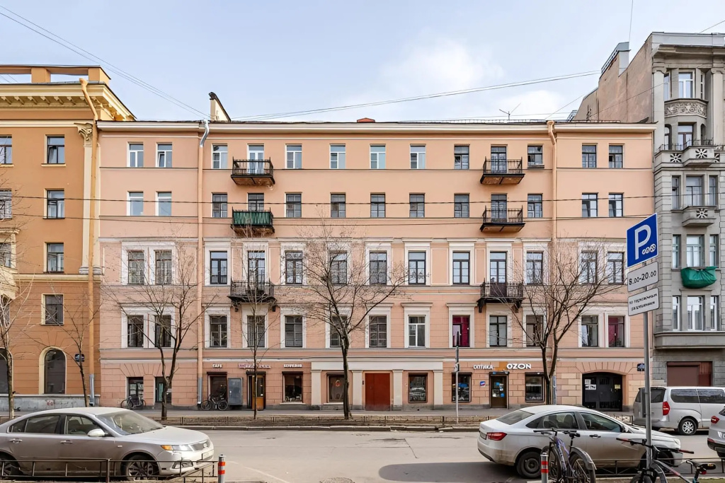 Метры в центре на улице Союза Печатников 8