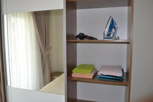Nirvana Golf Apartment 7