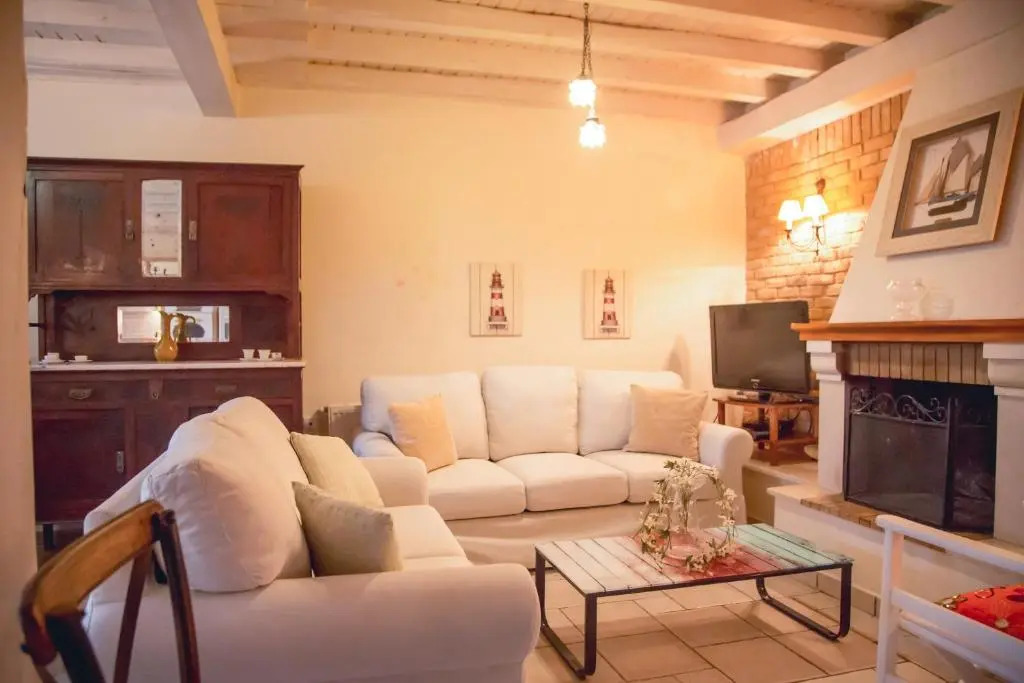 Traditional House in the Centre of Vasiliki
