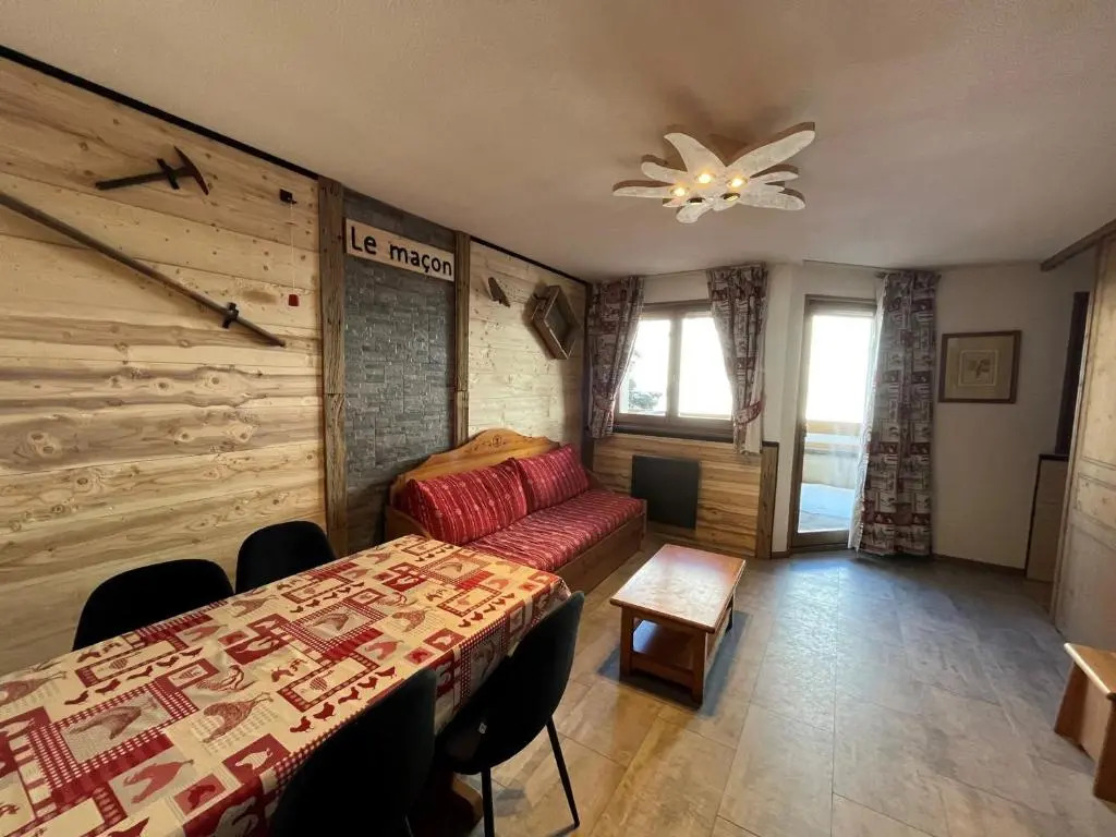 Appartement Lanslevillard, 3 pièces, 6 personnes - FR-1-508-26