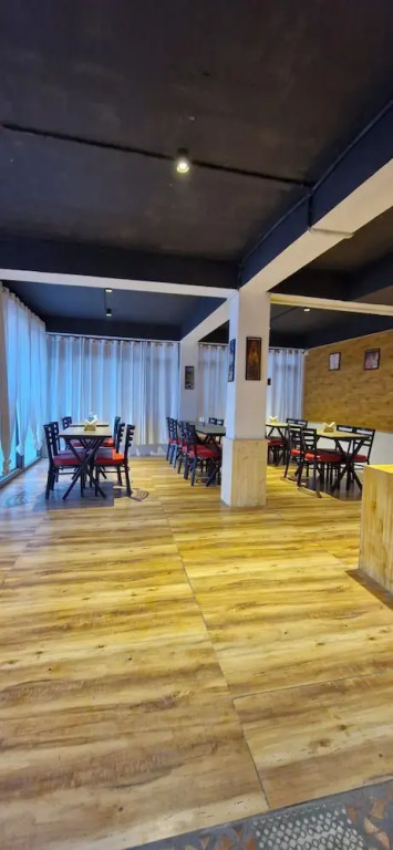 Hotel White Villa