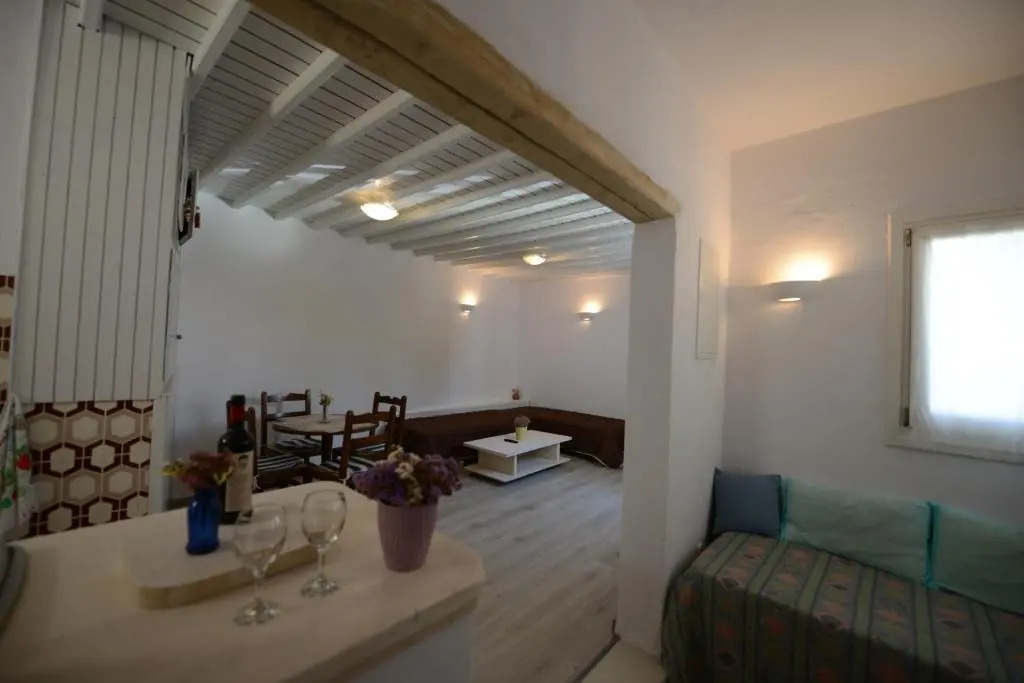 Andrianis Guest House
